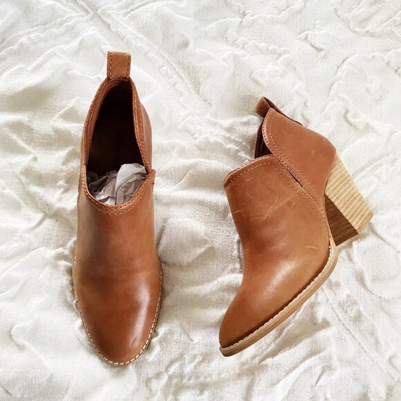 Jeffrey Campbell Rosalee Bootie Size 8 New - Picture 2 of 7